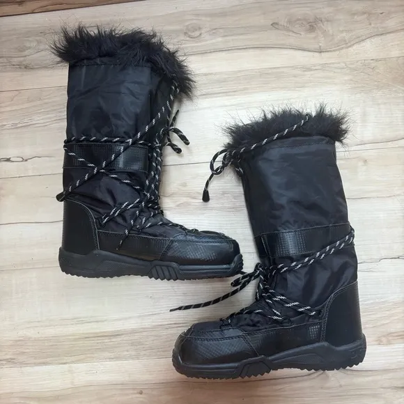 DC Black Winter Boots with Faux Fur Womens size 7