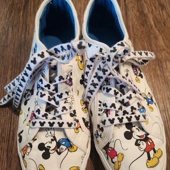 Disney White Tennis Shoes Mickey Mouse Design
