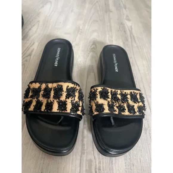 Donald J. Pliner Black and Tan Slide Sandals Furry Strap