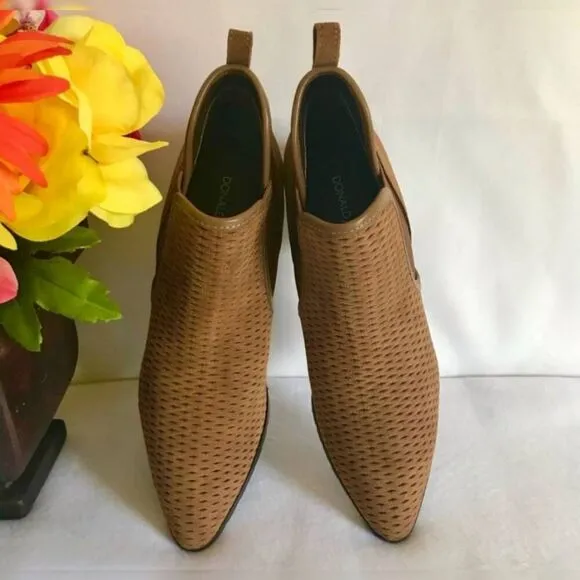 Donald Pliner Darla Brown Suede Perforated Western Chelsea Ankle Boots Booties 6