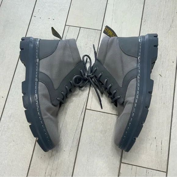 Dr. Doc Martens Womens 10 Men’s 9 Bonny II Gray Suede Casual Ankle Booties Boots