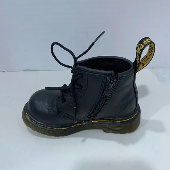 Dr. Martens Air Wair 14601 Black Lace Up Zip Boots Toddler Size 6