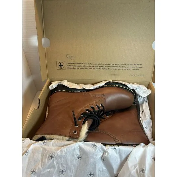 Dr Martens Air Wair Serena 1460 leather faux‎ fur lined Combat boots size W9