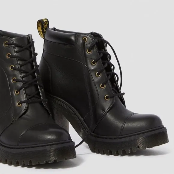 Dr. Martens Averil Leather Heeled Hiking Style Ankle Boot Black