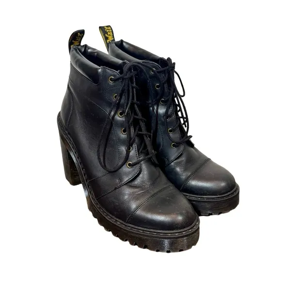 Dr. Martens Averil Leather Heeled Hiking Style Ankle Boot Black