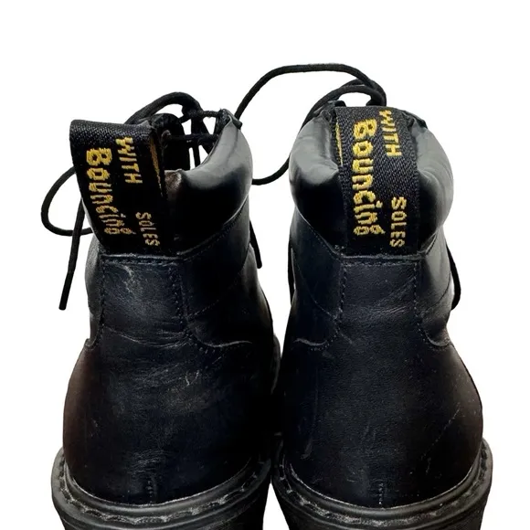 Dr. Martens Averil Leather Heeled Hiking Style Ankle Boot Black