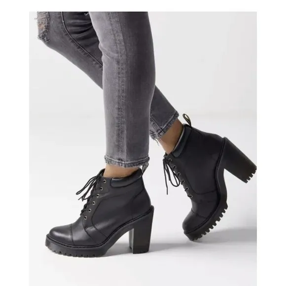 Dr. Martens Averil Platform Block Heel Black Leather Boot Women Sz 7