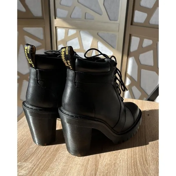 Dr. Martens Averil Platform Block Heel Black Leather Boot Women Sz 7