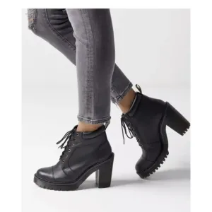 Dr. Martens Averil Platform Block Heel Black Leather Boot Women Sz 7