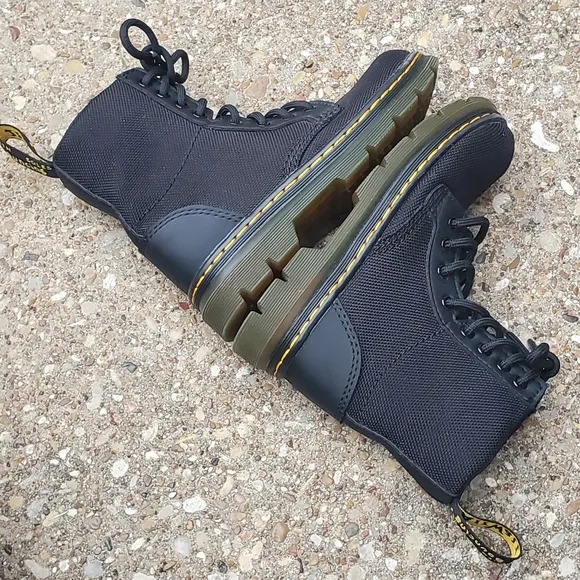 Dr. Martens Combs Junior Poly Casual Boots Black 11 Combat