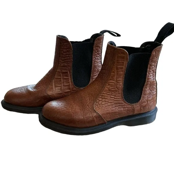 DR. Martens Flora Chelsea Croc Embossed Brown Black Boots Women’s 5 Casual Work