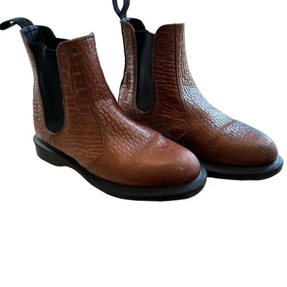 DR. Martens Flora Chelsea Croc Embossed Brown Black Boots Women’s 5 Casual Work