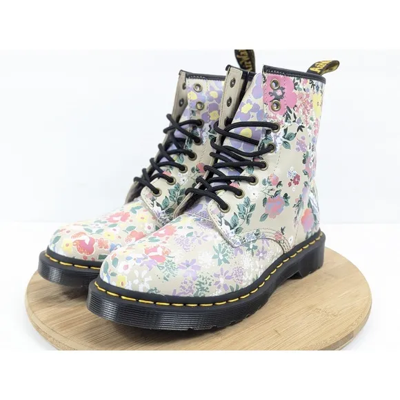 Dr Martens Floral Mash Up Womans 8 Combat Boots Docs Leather Garden Multicolor