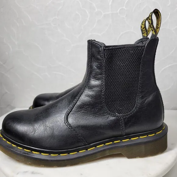 Dr. Martens Nappa Chelsea Boots Womens 7 Mens 6 Black Leather Pull On Airwair