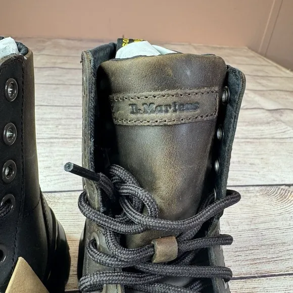 Dr. Martens Unisex Combs Leather Casual Boots, Brown Men 5 Women 6