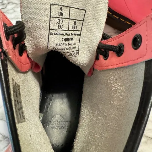 DR. MARTENS Womens 1460 Bubblegum Pink Lace Up Patent Leather Barbiecore…