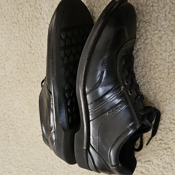 ECCO Men's Danish Design Black Leather Shoes Size 9.5