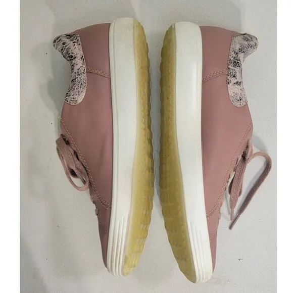ECCO Sneakers Womens 9-9.5 Soft Pink Leather Lace Up Sneaker Danish Design Shoe