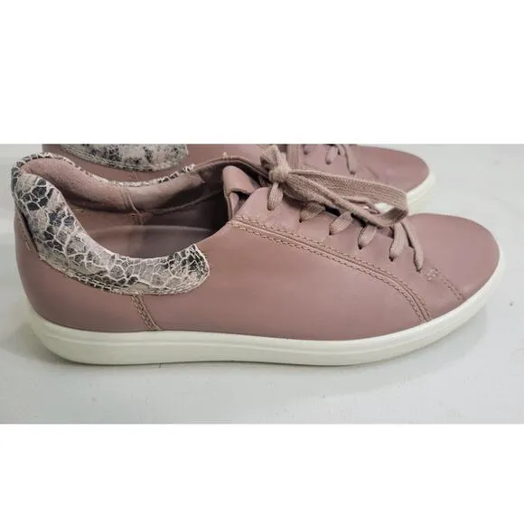 ECCO Sneakers Womens 9-9.5 Soft Pink Leather Lace Up Sneaker Danish Design Shoe