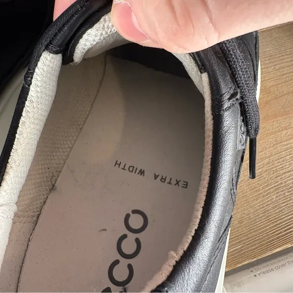 ecco soft 7 runner womens size 40 extra wide shoes black leather comfort sneaker