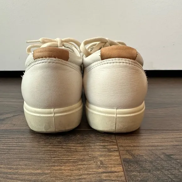 Ecco Women's Soft 7 Sneaker White Leather (Size 40EU)
