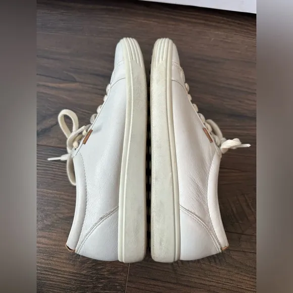 Ecco Women's Soft 7 Sneaker White Leather (Size 40EU)