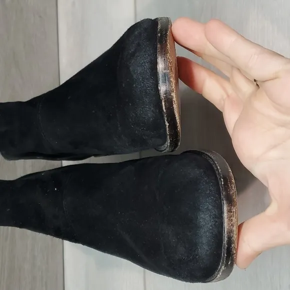 Eileen Fisher Women Leaf Ankle Suede Heels boots shoes sz 8.5