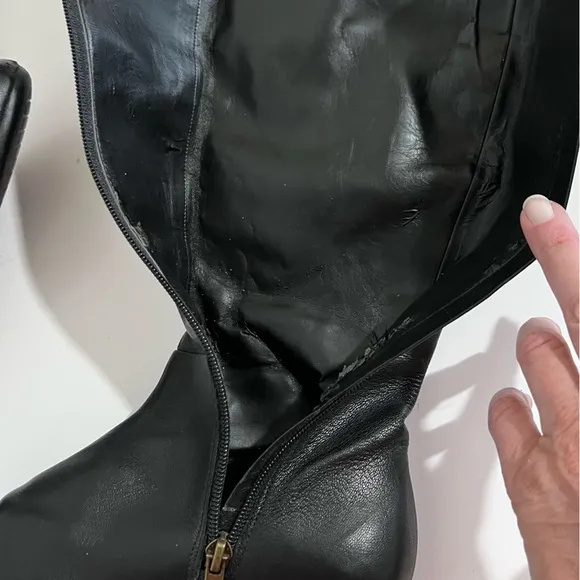 Enzo Angiolini Eazebby Black Leather Knee High Inside Zip Boots 5