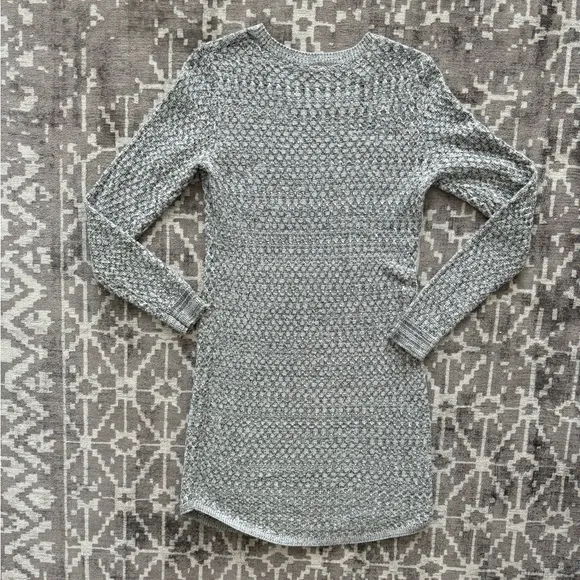 EUC Ann Taylor LOFT Grey Wool Long Sleeved sweater dress