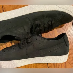 EUC Nike SB Blazer Zoom Low Deconstructed 2018,black,leather,8.5/42