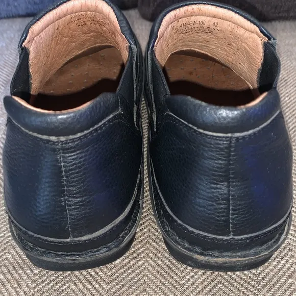 Excellent Preowned Condition Alegria Mens Shoes Size 42. Very nice/ Comfortable