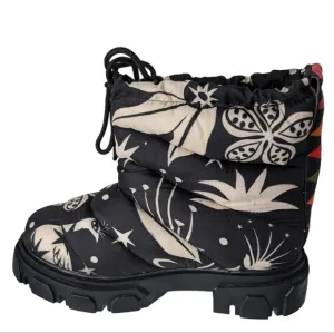 Farm Rio Cerrado Sky Lug Sole Ankle Boots Booties....Size 9.5