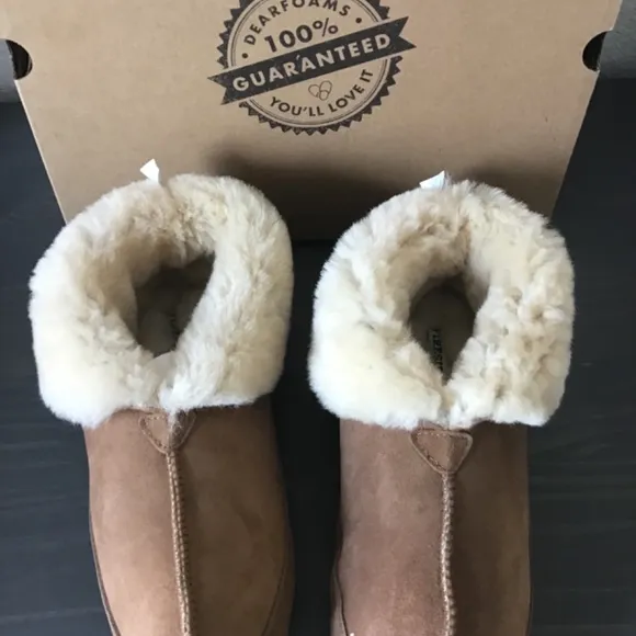 FIRESIDE BY DEARFOAMS Women's Byron Bay Shearling Slipper