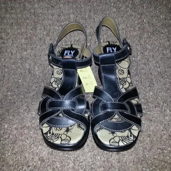 FLY LONDON-HEW-Black Leather Sandals-OpenToe-Wedge Heel-NEW WITH TAG-Sz 7M