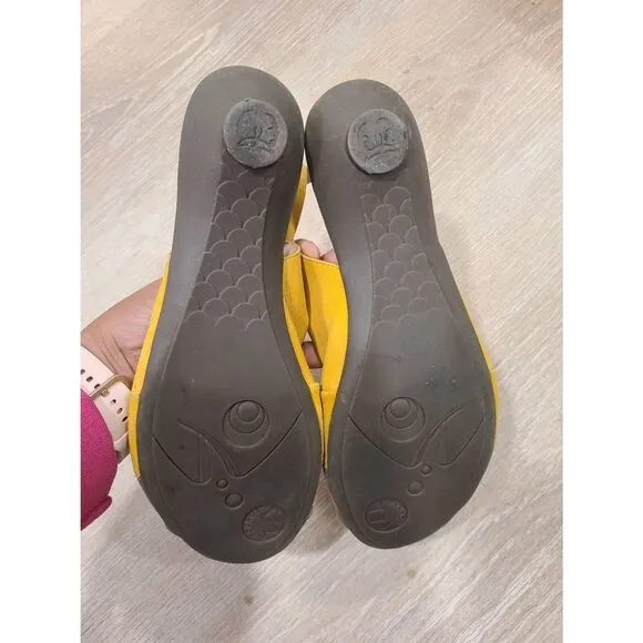 Fly London Sandals Womens US 8 Multicolor Genuine Leather Back Strap Casual Wear