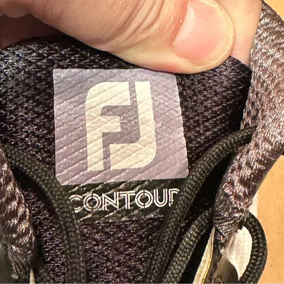 FootJoy Contour Fit men's golf shoes, size 10.5W, soft spike, spring, outdoors