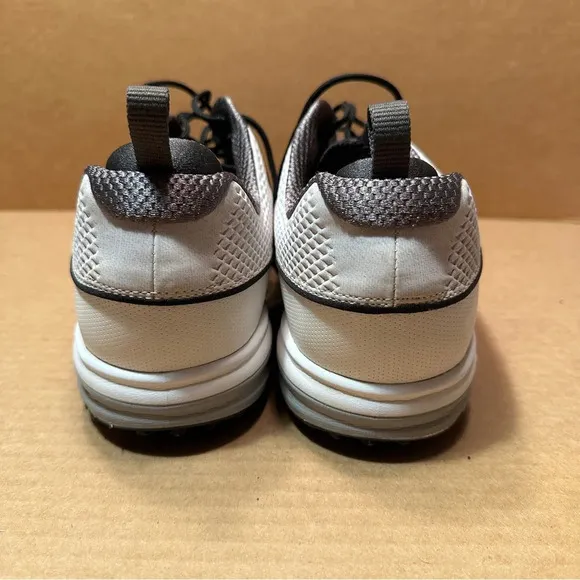 FootJoy Contour Fit men's golf shoes, size 10.5W, soft spike, spring, outdoors