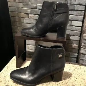 Franco Sarto Ilaria Ankle Booties (A0007)
