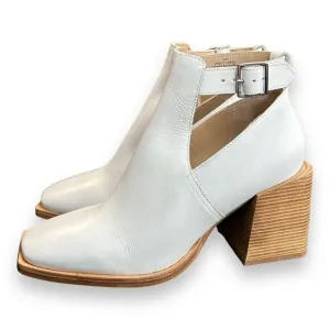 Free People Brady Buckle Boots Booties Size 9.5 White Leather