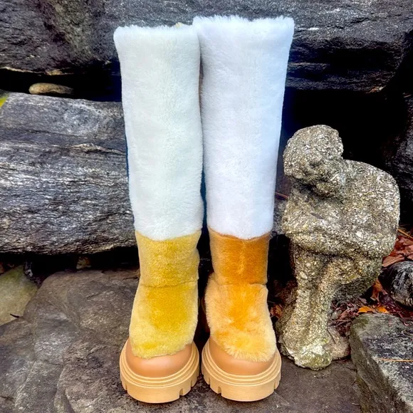 FREE PEOPLE REAL FUR TALL COLORBLOCK BOOTS - 37 EURO/ 7 US 💙🤍🤎❄️