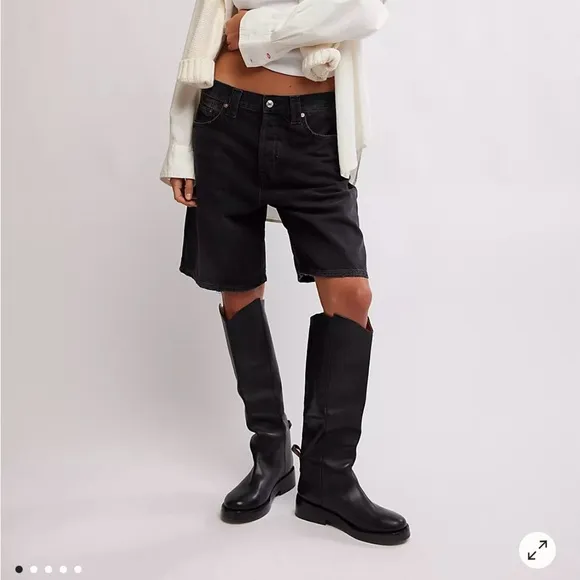 Free People/We the Free Montana Shorts in Lights Out Size 28. NWT