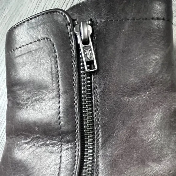 Frye Addie Double Zip Ankle Boots Smoke Leather Heel Booties Size 7.5 B