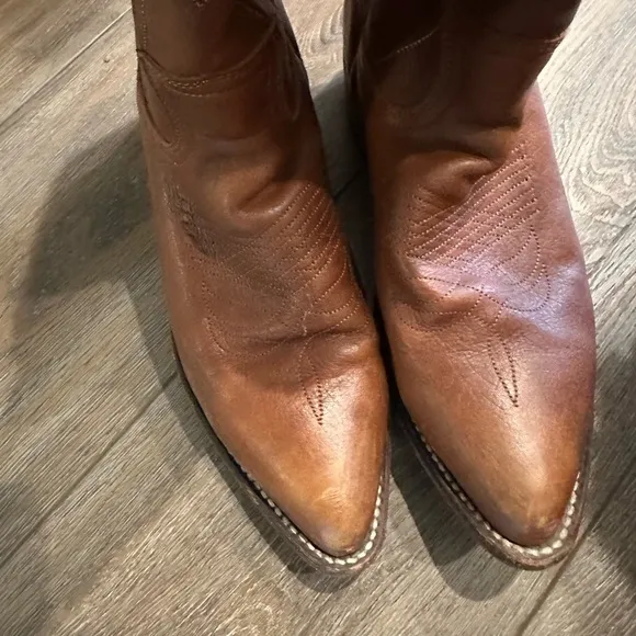 Frye Billy Women 8.5 Brown Western Cowgirl Core Boot 77689 F973 Pointed Toe