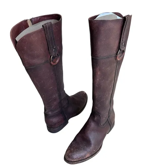 Frye Boots - Jamie Ring Tall Riding Boot is Whiskey Brown sz 9