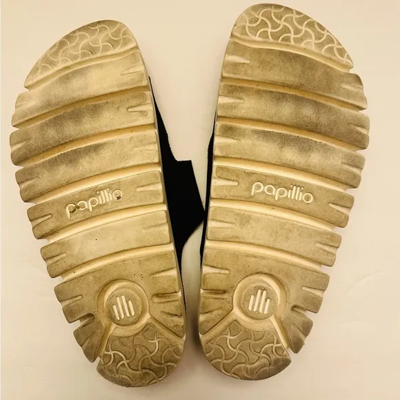 GENTLY USED BIRKINSTOCK Papillio Black Suede Women's SandalsSz 39