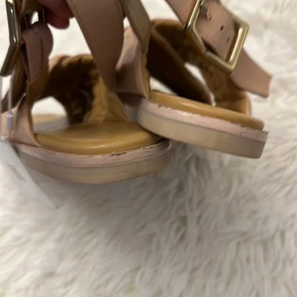 GEOX Naileen Beige Comfort Casual Sandals Zappos women size 8.5