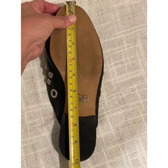Gianni Bini black leather studded grommet mules slides 7M