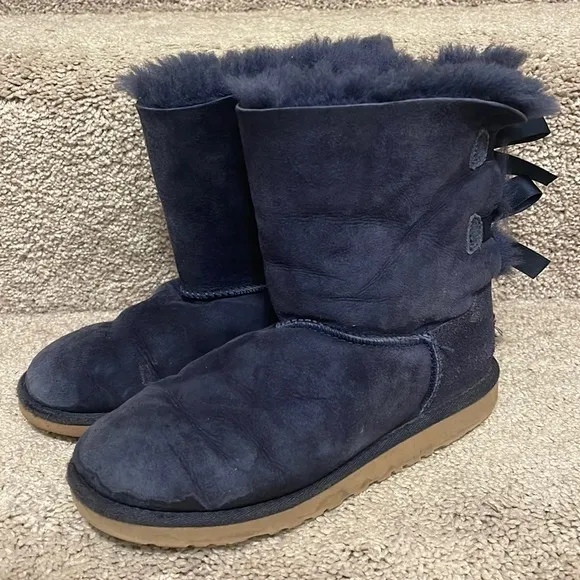 Girls UGG Boots in Navy Blue