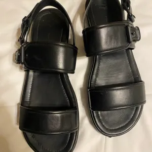 GIUSEPPE ZANOTTI Black calfskin Leather Sandals