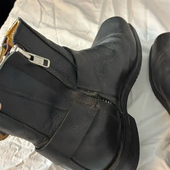 Harley Davidson Men's Black Leather Biker Boots Size 11.5 Casual Durable Stylish